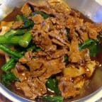 Best 菜远湿炒牛河 Beef with Vegetable Chow Fun in Millbrae, CA